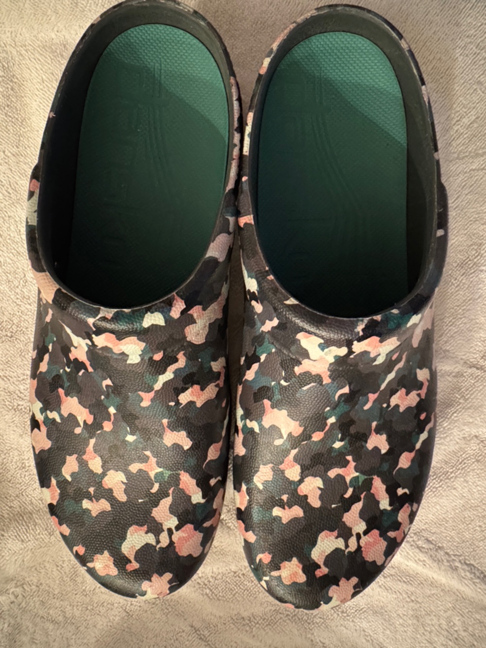 Dansko Kane - Multicolor Camo-Print Closed-Back Clogs